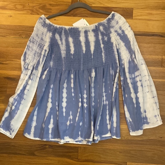 Style Envy Women’s Blue and White Tie Dye Shirt Size L - Picture 5 of 6
